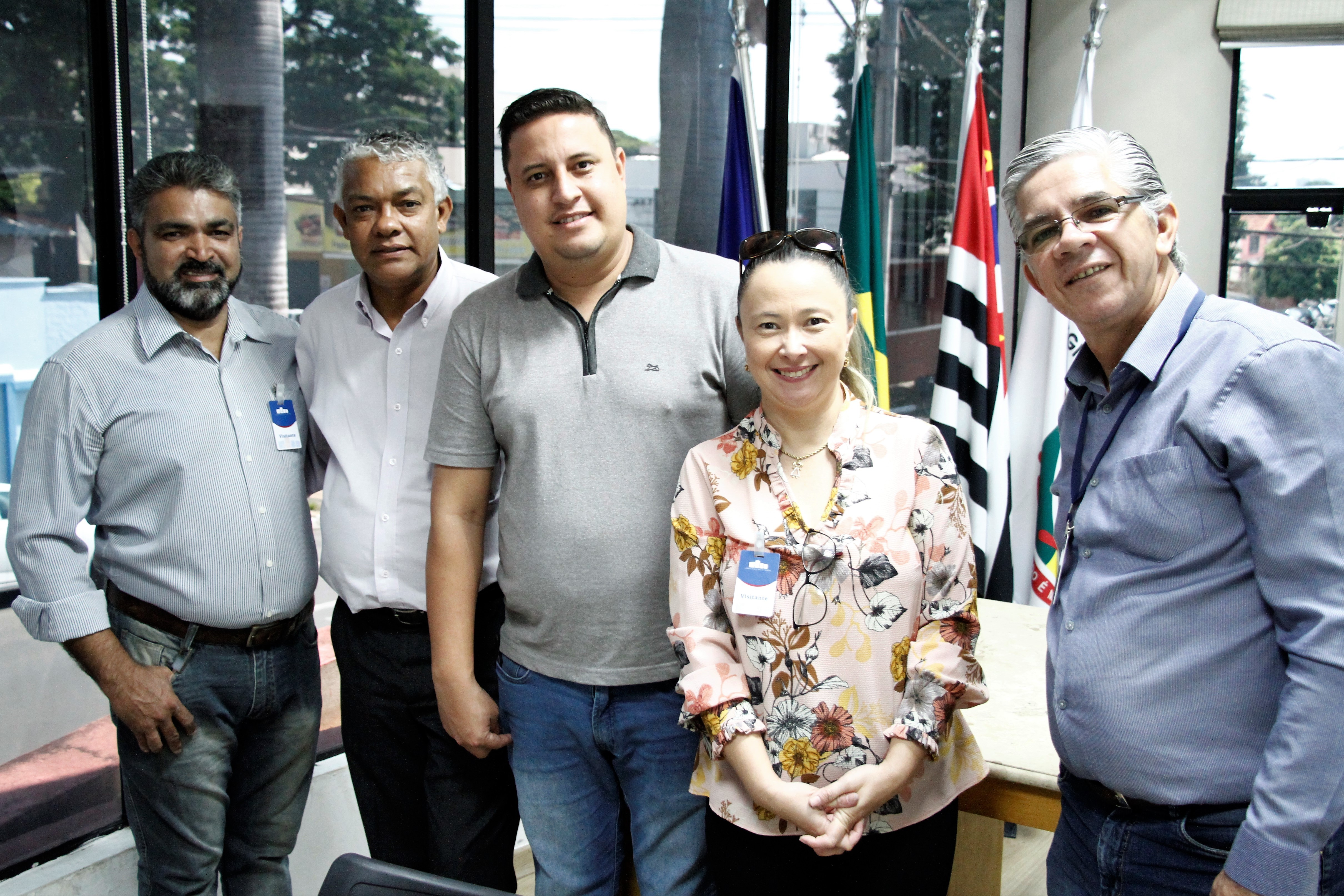 Ex-prefeita de Pirajuí visita a Câmara de Sumaré